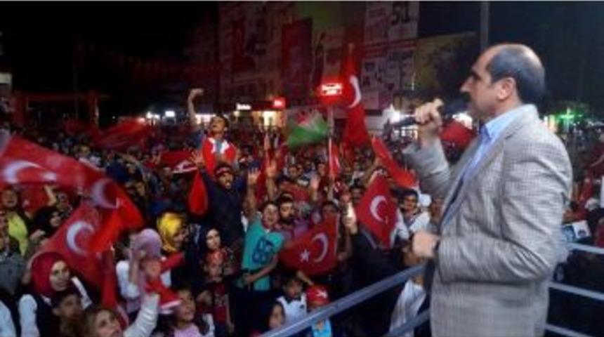 Başkan Soğanda&rsquo;dan Bayrak &Ccedil;ağrısı