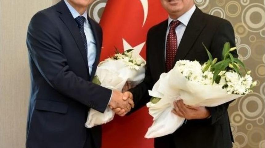 Yaşar Doğu Spor Bilimleri Fak&uuml;ltesi&rsquo;ne Yeni Dekan