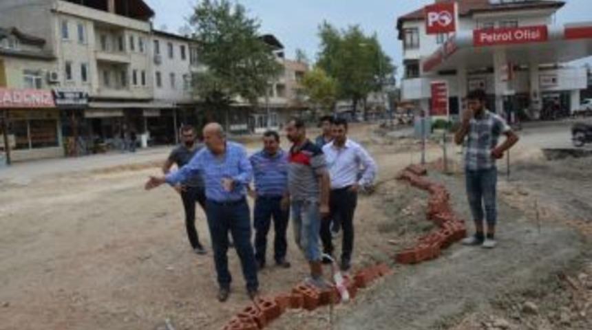 İznik Cadde Ve Sokakları İlmek İlmek İşleniyor