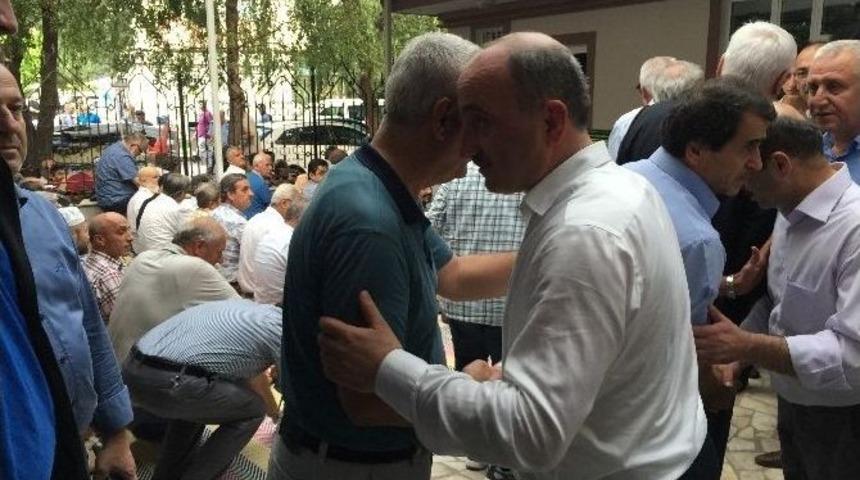 Ak Parti Sakarya İl Başkanı Fevzi Kılı&ccedil;&rsquo;ın Babası Son Yolculuğuna Uğurlandı