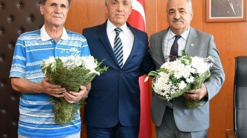 Fen-edebiyat Fak&uuml;ltesi&rsquo;nde Dekanlık Devir Teslim T&ouml;reni