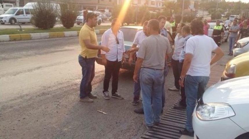 Milas&rsquo;ta Bı&ccedil;aklı Kavga: 2 Yaralı