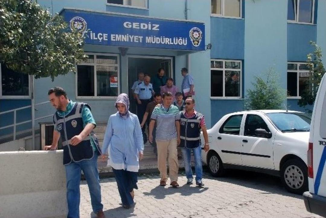 Gediz&rsquo;de Fet&ouml; Operasyonu: 4 Kişi Tutuklandı