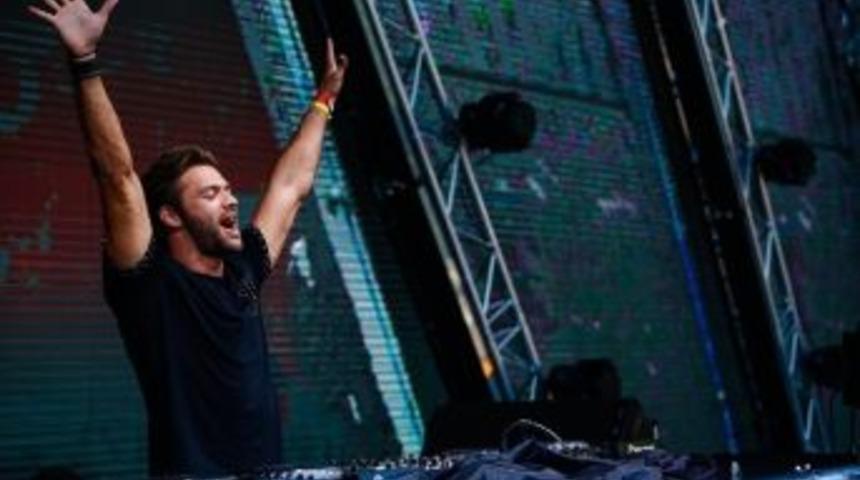 Portekizli Dj &Ccedil;eşme&rsquo;ye Geliyor