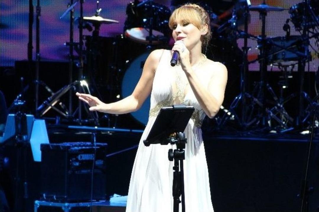 Funda Arar Bodrum&rsquo;da Konser Verdi