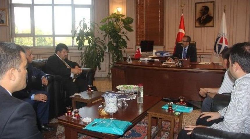 Semerkand Vakfı&rsquo;ndan Rekt&ouml;r G&uuml;r&rsquo;e Ziyaret