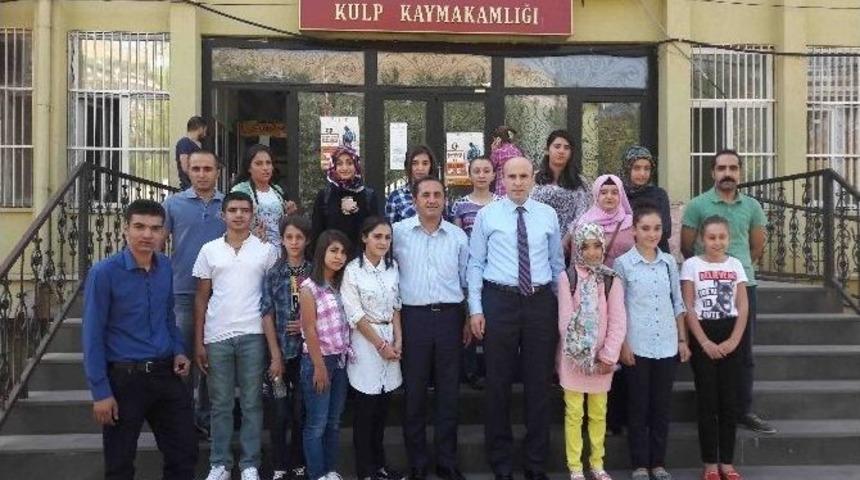 Kulp&rsquo;ta &Ccedil;ok Kitap Okuyan &Ouml;ğrencilere &Ouml;d&uuml;l