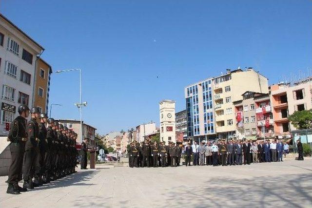 Zafer Bayramı Oltu’da Kutlandı