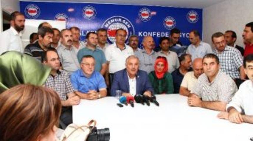 Şeker: &ldquo;30 Ağustos Yeniden Diriliştir&rdquo;