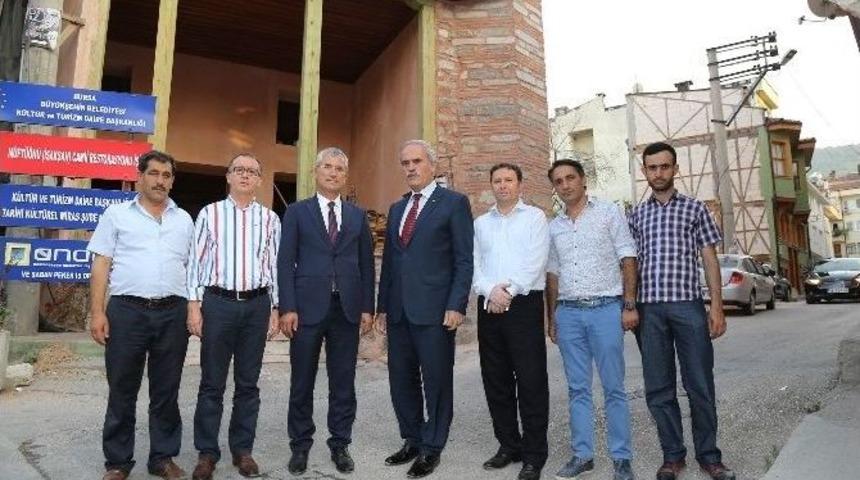 6 Asırlık Cami Ayağa Kalkıyor