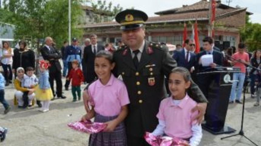 Kargı Garnizon Komutanı Erden Y&uuml;zbaşılığa Terfi Etti