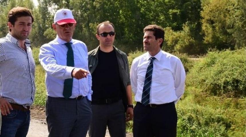 Yılmaz, Yeşilırmak &Uuml;zerine Yapılan K&ouml;pr&uuml; İnşaatını İnceledi