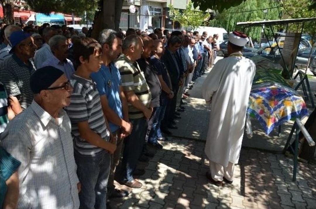 Figen Parlar Orhan Son Yolculuğuna Uğurlandı