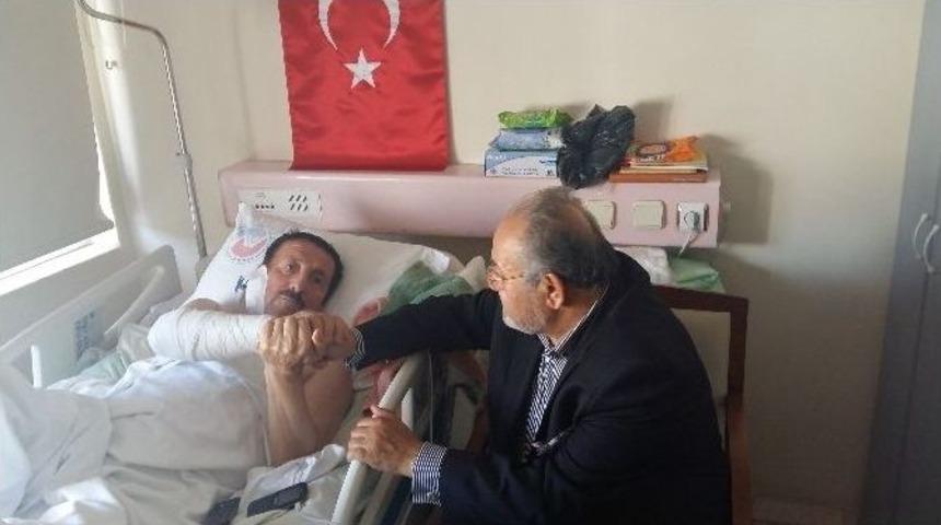 Milletvekili Uslu Yaralı Polis&rsquo;i Ziyaret Etti