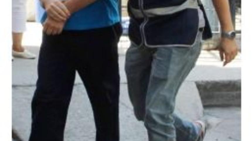 Uşak Eşme&rsquo;de Fet&ouml; Operasyonu