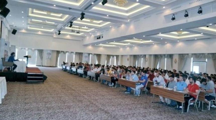 Ak Partili Baybatur&rsquo;dan Gen&ccedil;lere &Ouml;ğ&uuml;t