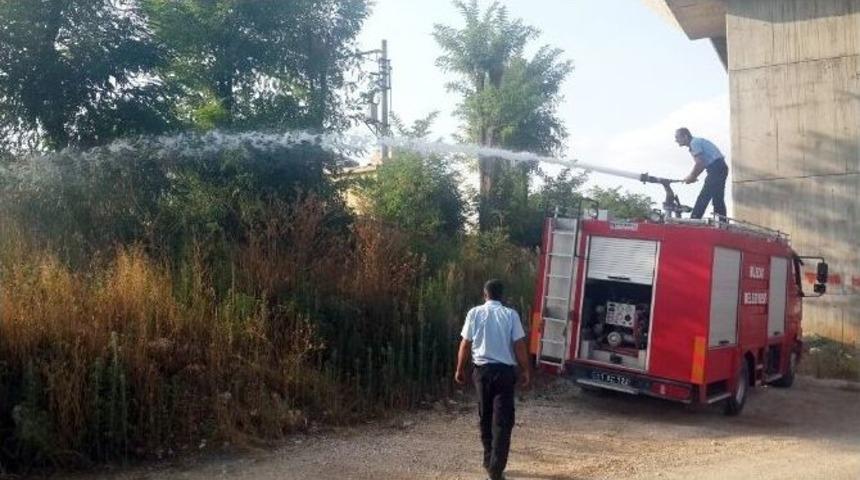 Patlayan Trafodan Yangın &Ccedil;ıktı