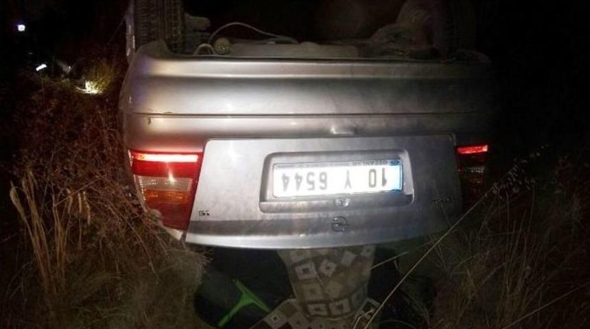 Eşeğe &Ccedil;arpan Otomobil Takla Attı: 1 &Ouml;l&uuml;, 1 Yaralı