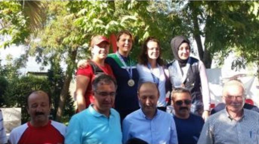 Atıcılıkta T&uuml;rkiye Rekoru