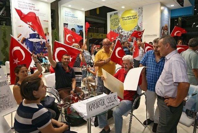 Konak Standında 30 Ağustos Coşkusu