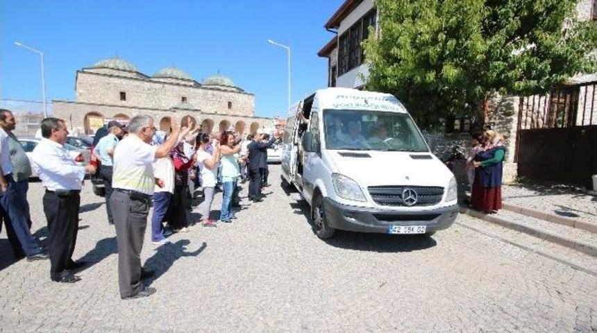 Beyşehir’de Hacı Adayları Dualarla Kutsal Topraklara Uğurlandı