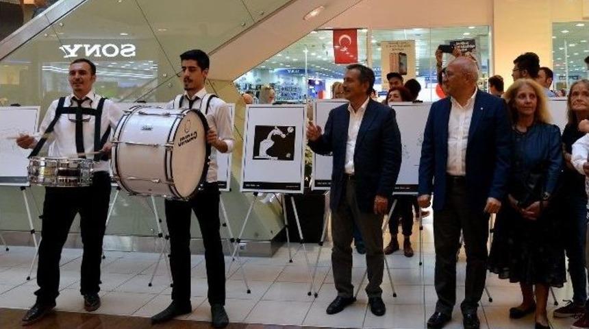 Zafer Bayramı&rsquo;na Yakışan Sergi