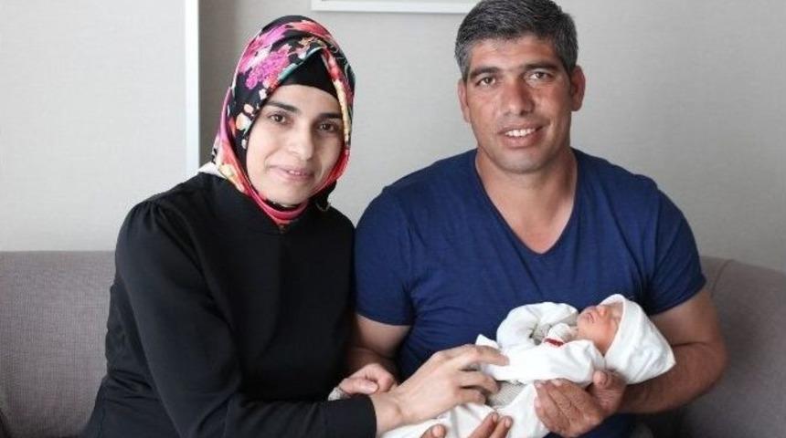 20 Yıllık Hasret Umut Bebekle Son Buldu