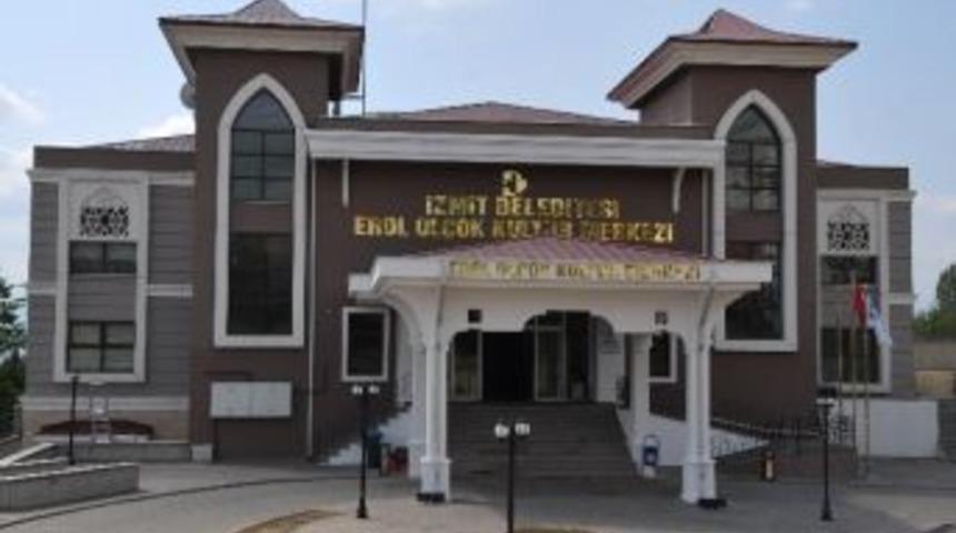 Erol Ol&ccedil;ak K&uuml;lt&uuml;r Merkezi Y&ouml;n Tabelaları Tamamlandı