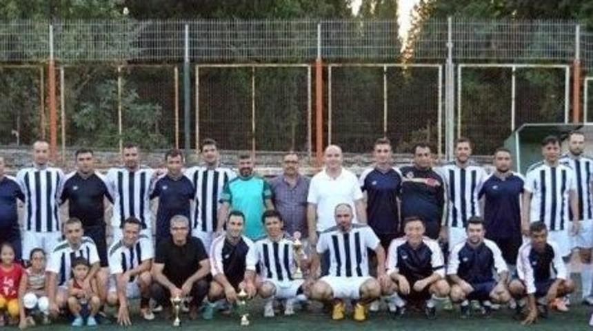 Zafer Turnuvası&rsquo;nda Dostluk Kazandı