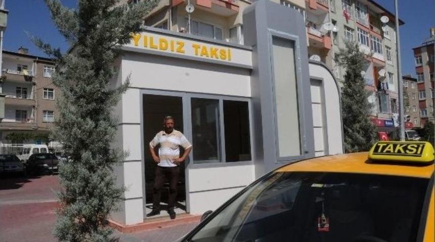 Niğde Belediyesinden Modern Taksi Durakları