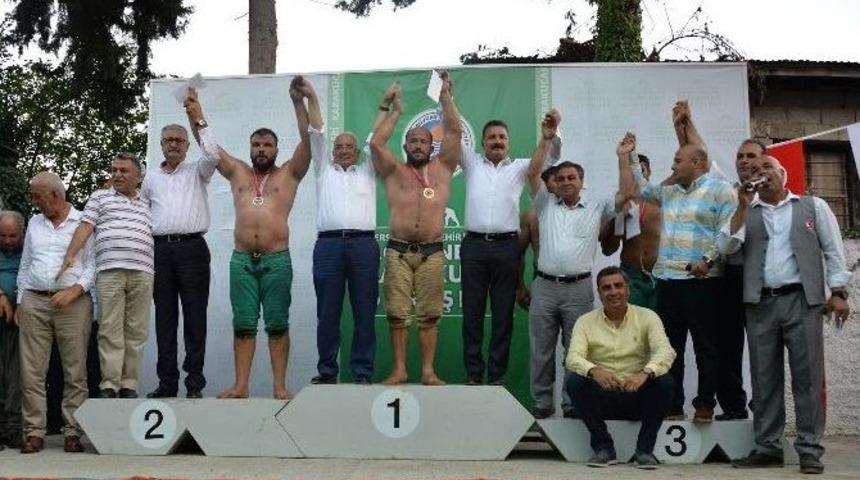 Karakucak Pehlivanları Er Meydanına Son Kez G&ouml;zne&rsquo;de &Ccedil;ıktı