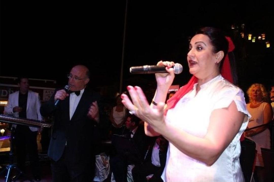 Ayvalık Belediyesi&rsquo;nden 30 Ağustos Konseri