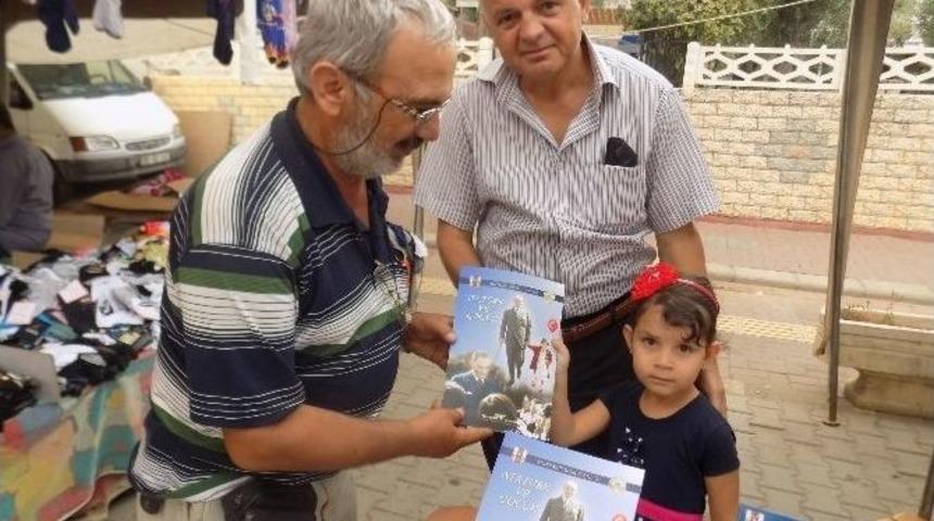 Pazar Arabasıyla K&ouml;y K&ouml;y Dolaştı 5 Bin Kitap Dağıttı