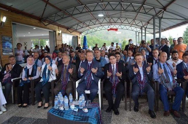 Trabzon’da Balık Avı Sezonu Düzenlenen Törenle Açıldı