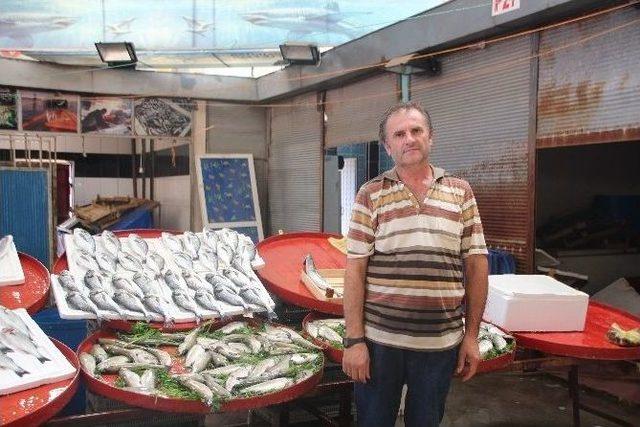 Yasağı Son Gününde Balık Tezgahları Cılız Kaldı