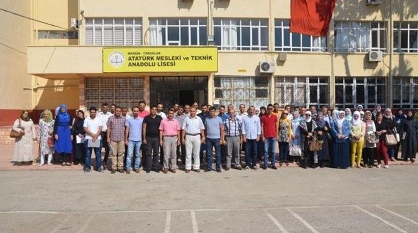 Mersin&rsquo;de Suriyeli G&ouml;n&uuml;ll&uuml; &Ouml;ğretmenlere Mesleki Eğitim Kursu