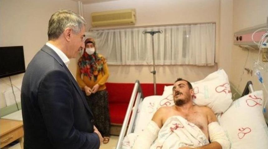 Başkan Yanılmaz, Patlamada Yaralananları Ziyaret Etti