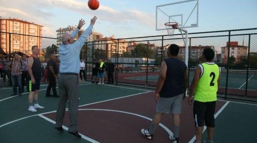 Odunpazarı Belediyesi&rsquo;nden 30 Ağustos Sokak Basketbol Turnuvası