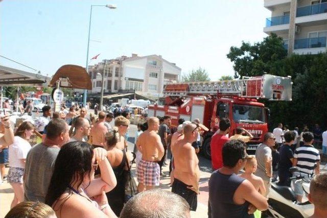 Marmaris’te Yabancı Turistlerin Kaldığı Otelde Yangın Çıktı