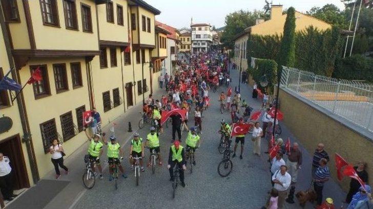 300 Bisikletli ‘zafer’ İçin Pedal Çevirdi G2