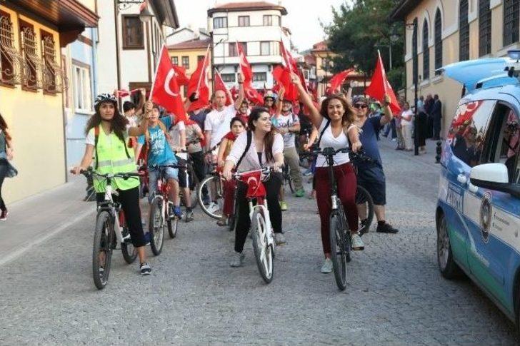 300 Bisikletli ‘zafer’ İçin Pedal Çevirdi G3