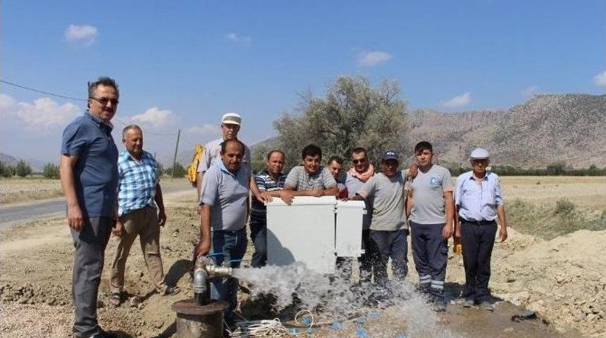 -karakuyu Mahallesinde Su Sevinci