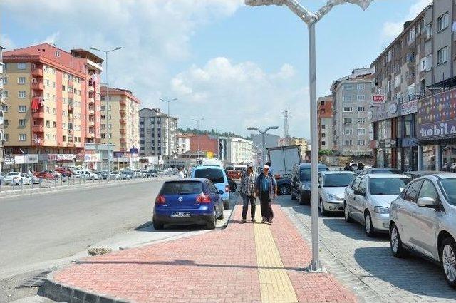 Başkan Uysal, Çetin Apatay Bulvarı’nda Çalışmaları İnceledi