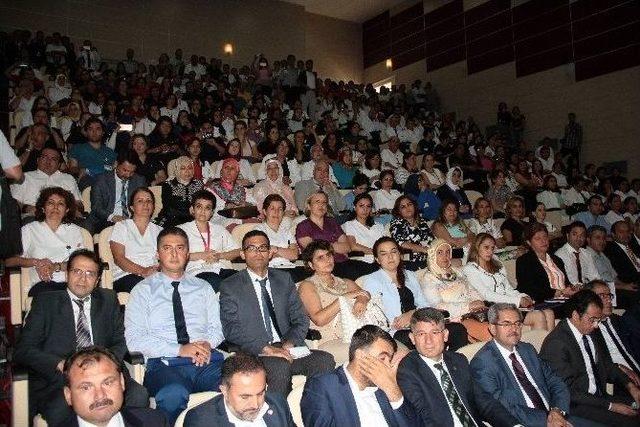 Bakan Akdağ, Adana’da 15 Temmuz Şehitlerinin Ailelerini Ziyaret Etti