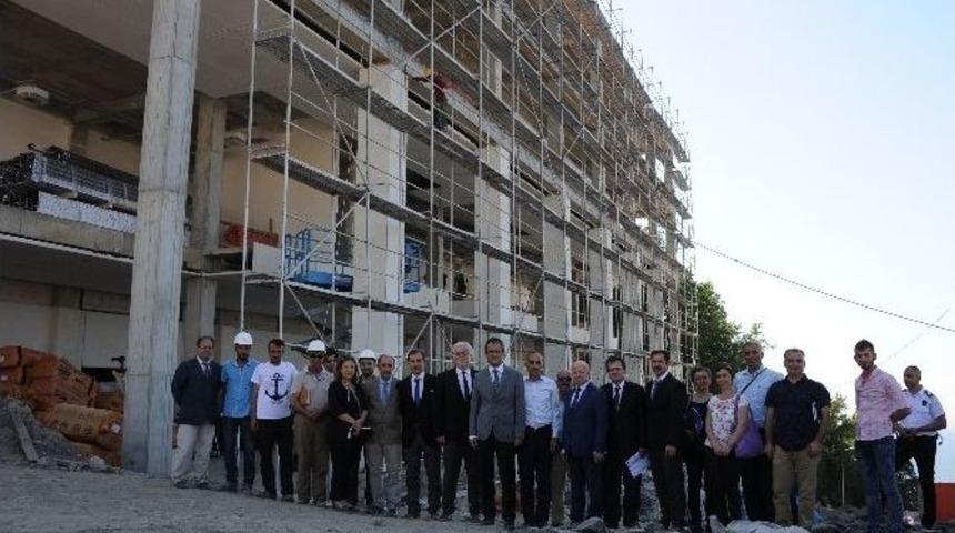 Be&uuml; İbn-i Sina Kamp&uuml;s&uuml; Sosyal Tesisler Kompleksinin Yapımında Sona Yaklaşıldı