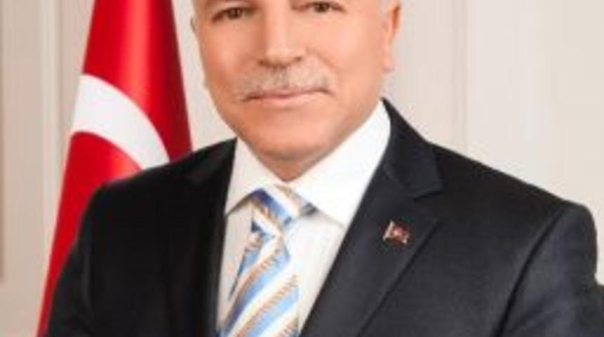 Sekmen: “camilerimiz Mukaddes Mekânlarımızdır”