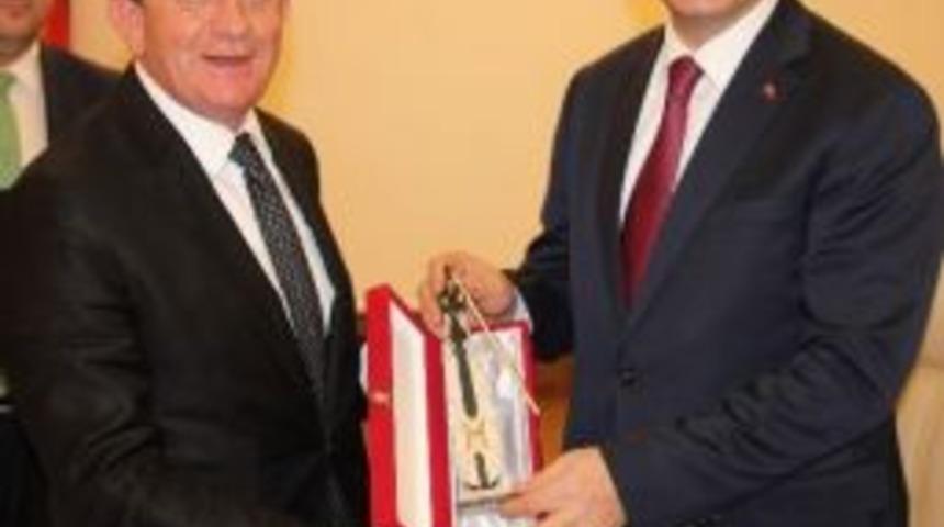 Ak Parti Trabzon İl Başkanı Revi, Çalışma Ve Sosyal Güvenlik Bakanı Soylu’nun İçişleri Bakanlığı Görevine Getirilmesini Değerlendirdi