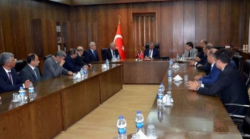 Aydınlı Şof&ouml;rler Vali Ko&ccedil;ak&rsquo;ı Ziyaret Etti