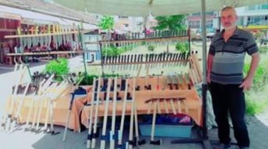 Kurban Bayram &Ouml;ncesi Manda Boynuzu Bı&ccedil;ağı Yok Satıyor