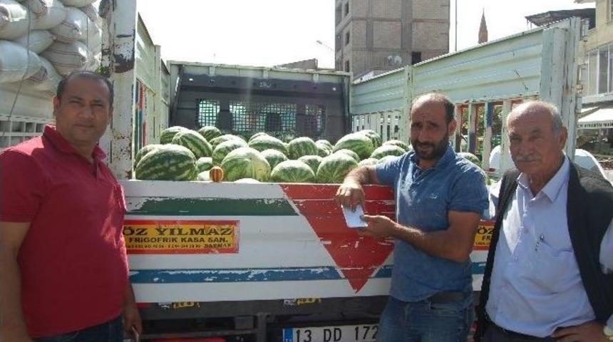 G&uuml;roymak&rsquo;ta Yerli Karpuz Satışları Başladı